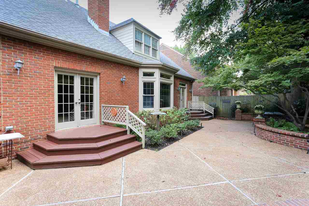 319 Inkberry Lane Memphis, TN 38117 - Photo 23 of 24 Private patio. Access to primary bedroom as well.
