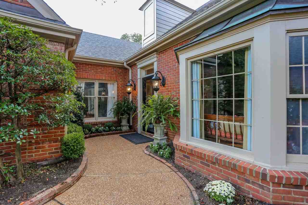 319 Inkberry Lane Memphis, TN 38117 - Photo 3 of 24 Gallery Image 3