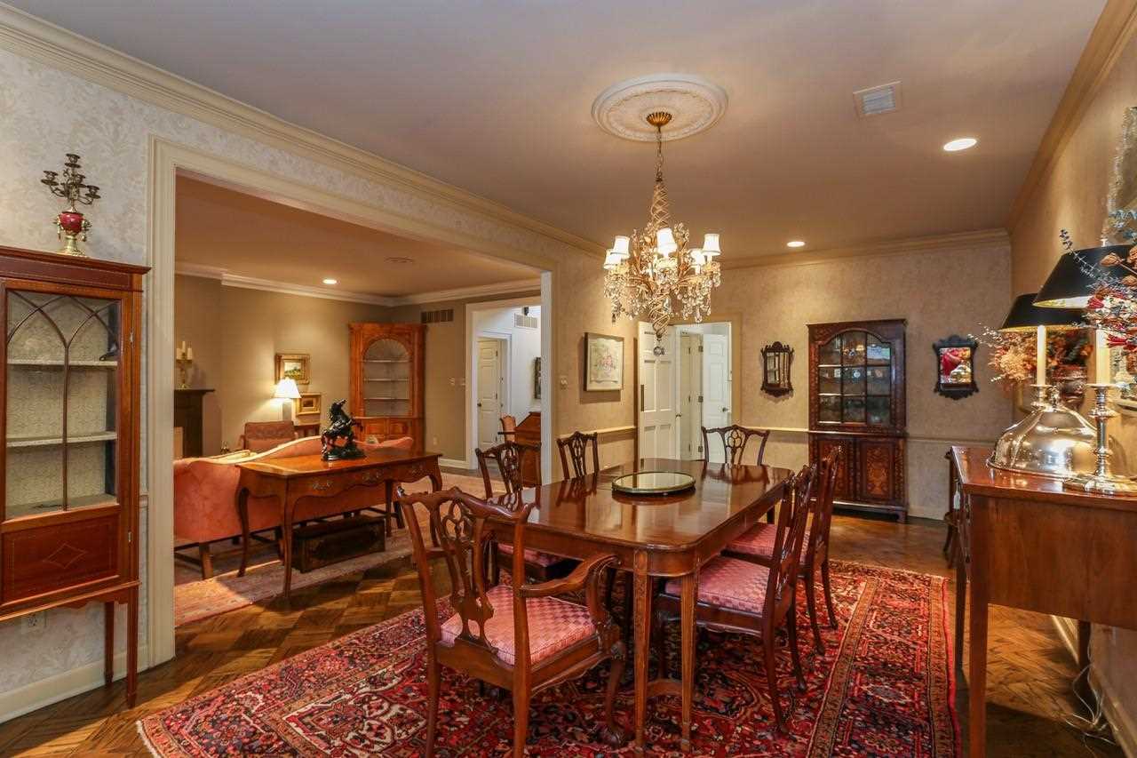 319 Inkberry Lane Memphis, TN 38117 - Photo 8 of 24 The separate dining room has views to the beautiful living room area