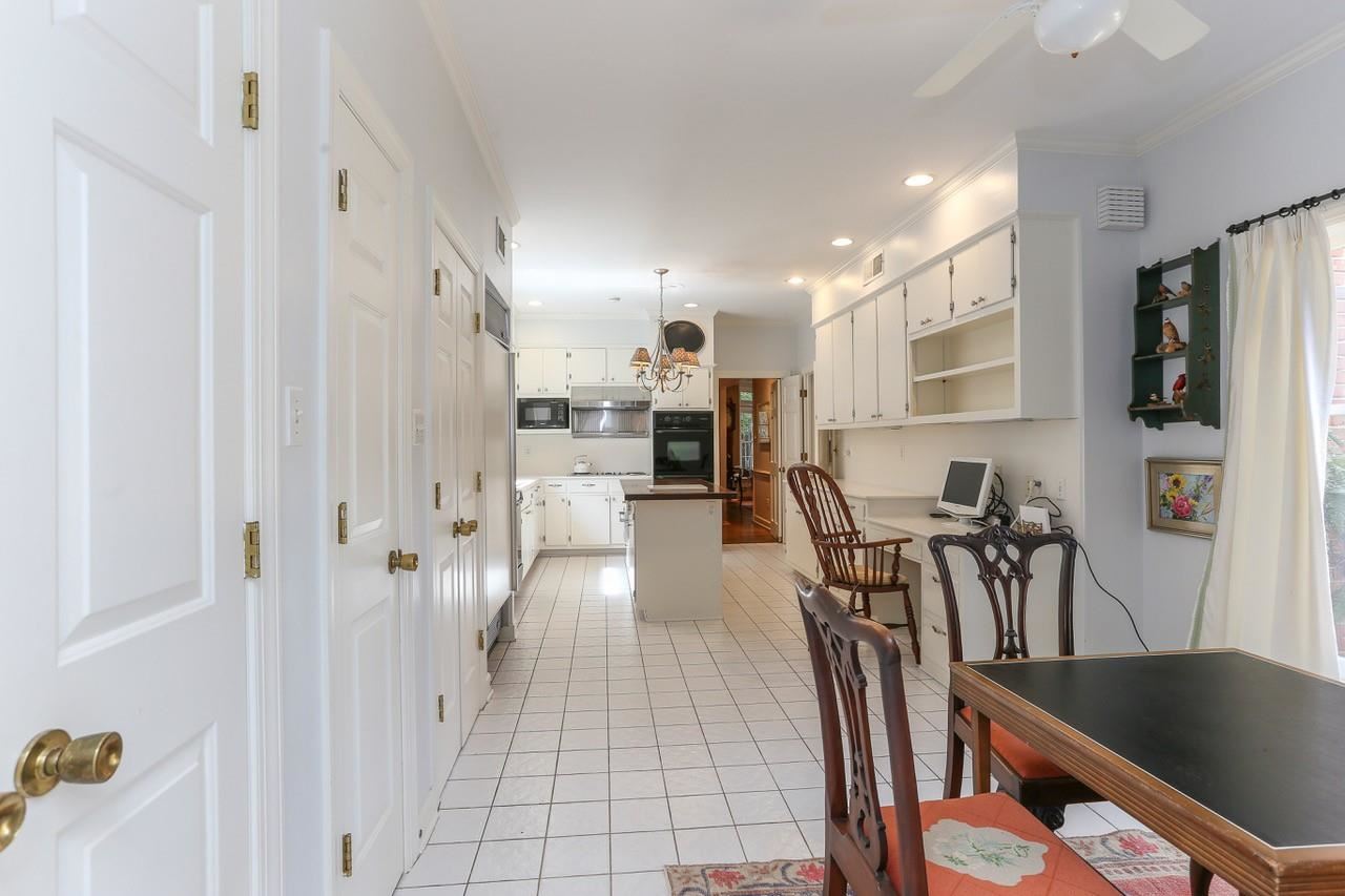 319 Inkberry Lane Memphis, TN 38117 - Photo 10 of 24 Gallery Image 10