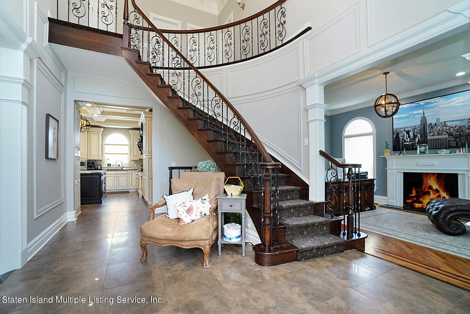 312 Shore Road Staten Island, NY 10307 - Photo 11 of 73 a view of entryway livingroom and hall