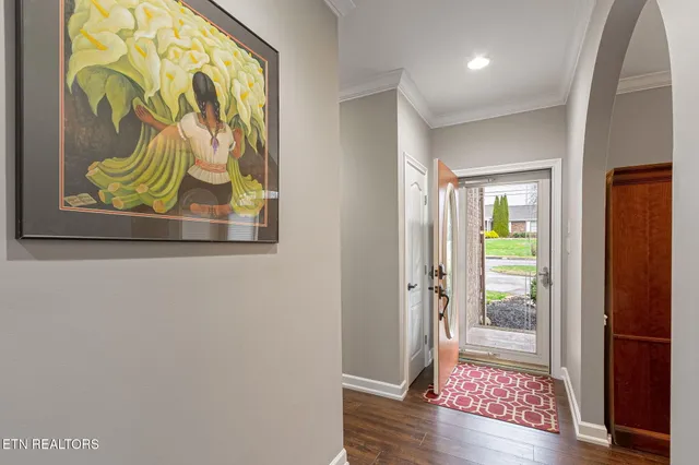 $700,000 | 3744 Whitworth Drive, Knoxville, TN 37938