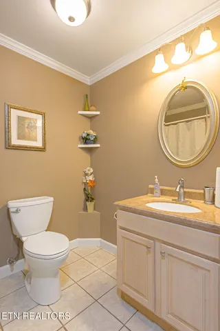 $700,000 | 3744 Whitworth Drive, Knoxville, TN 37938