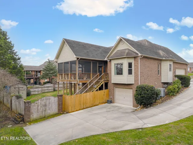 $700,000 | 3744 Whitworth Drive, Knoxville, TN 37938