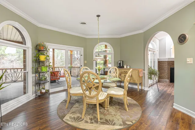 $700,000 | 3744 Whitworth Drive, Knoxville, TN 37938