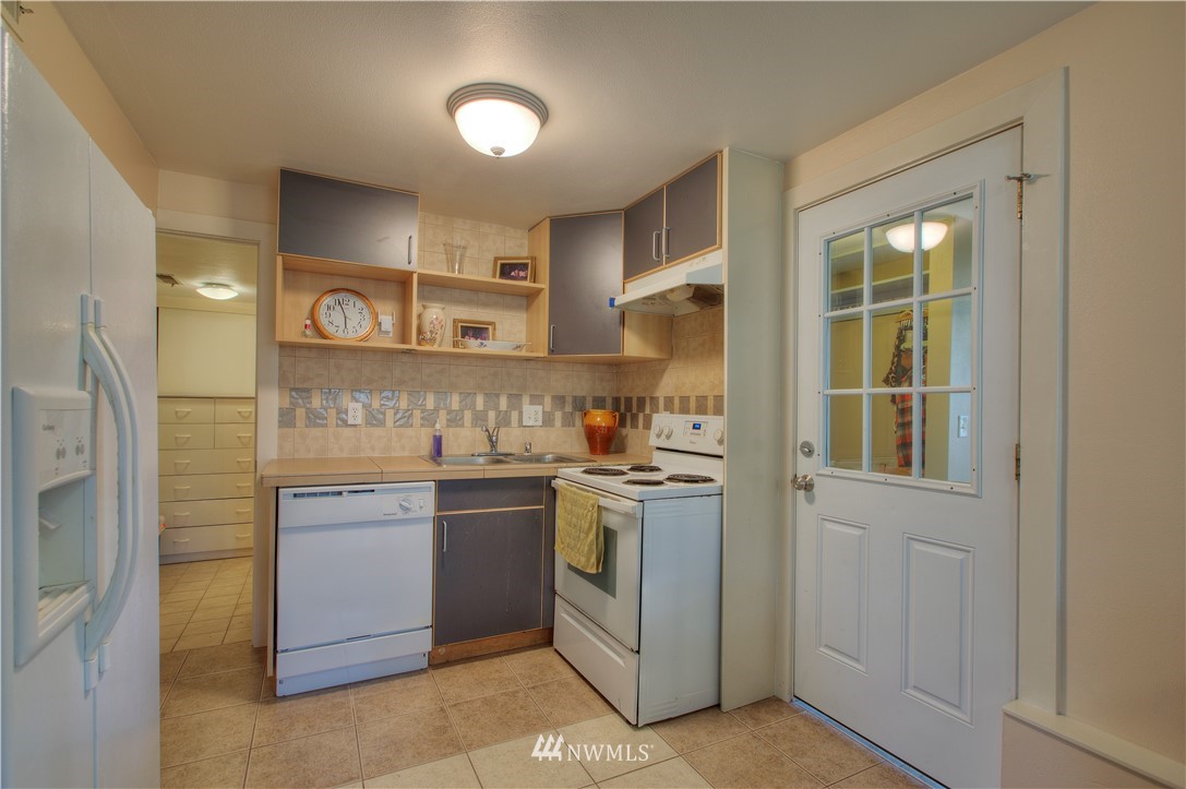 11505 Southeast 160th Place Renton, WA 98055 - Photo 16 of 33 Gallery Image 16