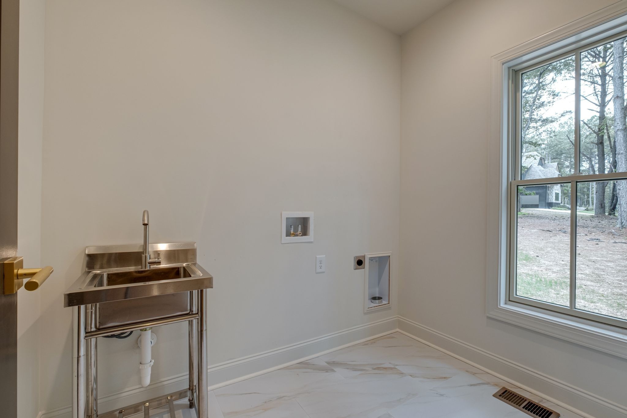 1064 Garton Road Burns, TN 37029 - Photo 41 of 53 a view of a kitchen with a window