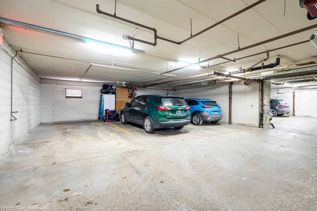 $329,900 | 1365 Ashland Avenue, Unit 604, Des Plaines, IL 60016