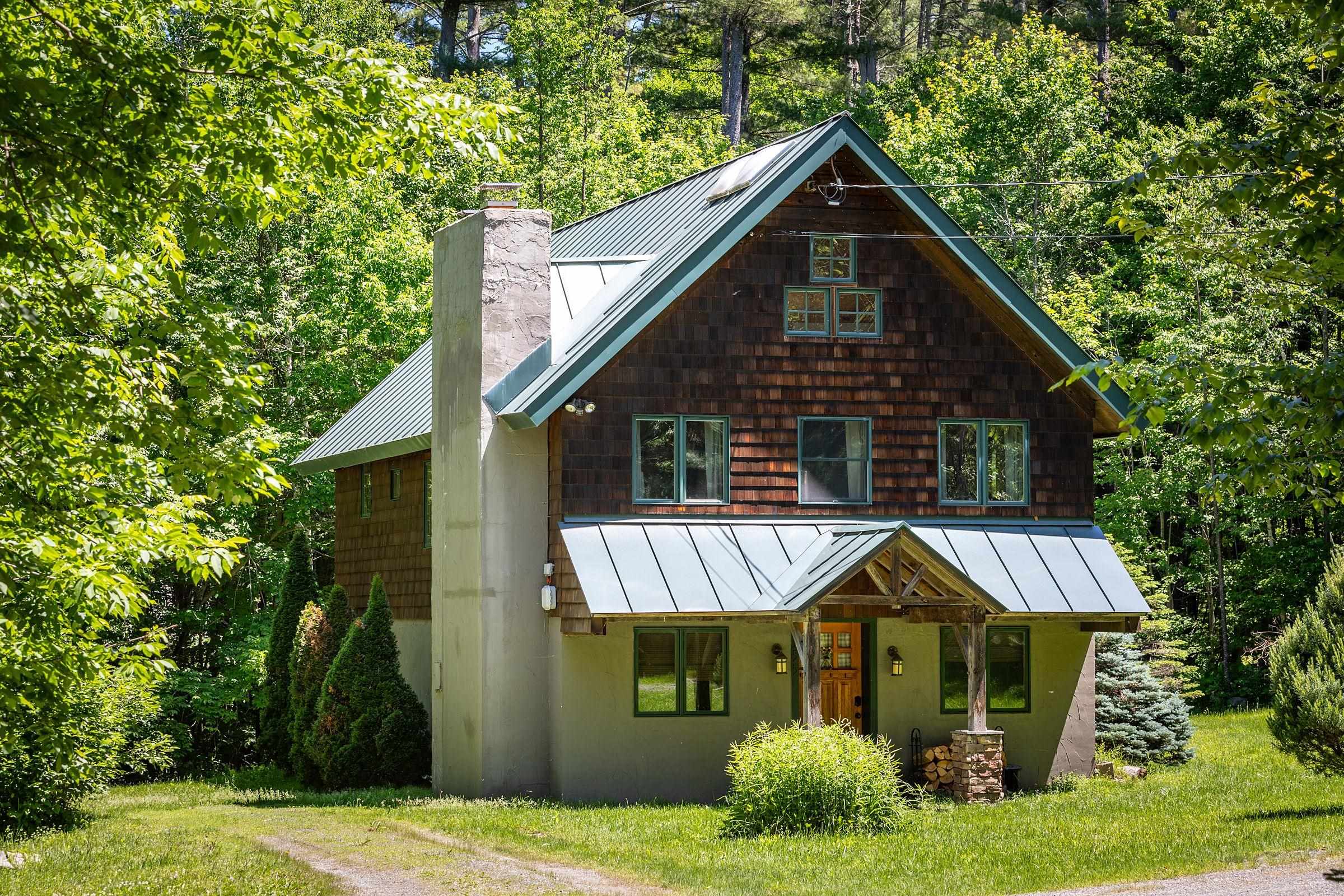 155 Pratt Bridge Road Jamaica, VT 05343 - Photo 4 of 55