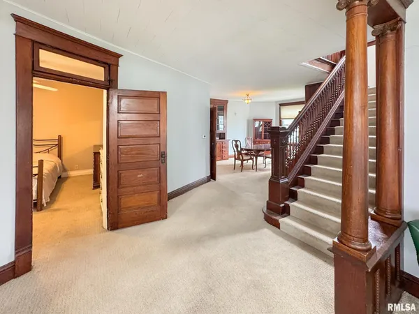 $169,500 | 307 West North Street, Mount Sterling, IL 62353