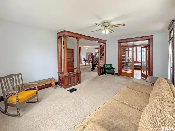 $169,500 | 307 West North Street, Mount Sterling, IL 62353