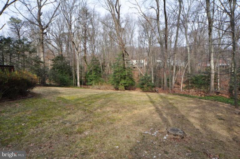 2509 Foxcroft Way Reston, VA 20191 - Photo 7 of 22 a view of outdoor space with trees