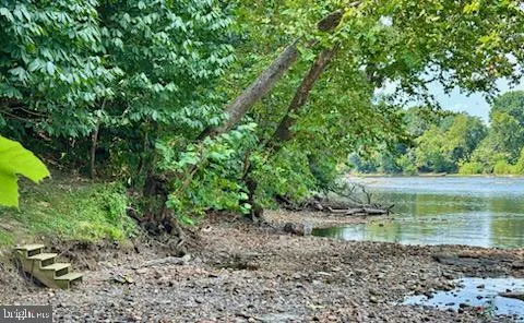 $939,900 | 222 Barred Owl Lane, Boyce, VA 22620