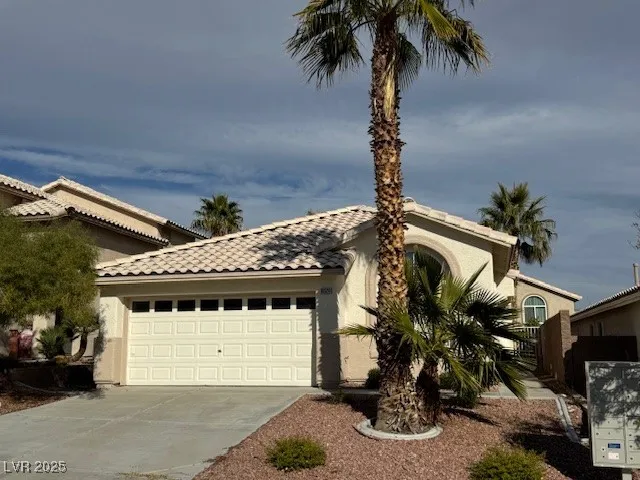 $1,850 | 10520 White Heath Court, Las Vegas, NV 89144