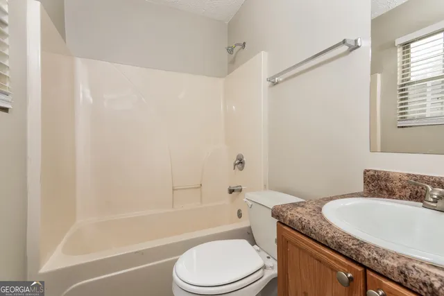 $1,845 | 211 Clydesdale Lane Southeast, Mableton, GA 30126