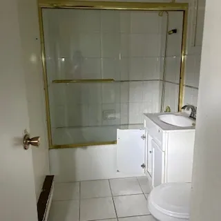 $105,300 | 1117 Leavitt Avenue, Unit 110, Flossmoor, IL 60422