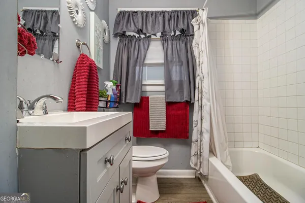 $1,500 | 127 Ruzelle Drive Southeast, Atlanta, GA 30354