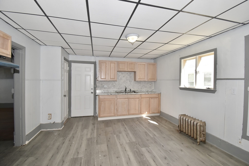 20 Vermont Street Springfield, MA 01108 - Photo 12 of 23 Gallery Image 12
