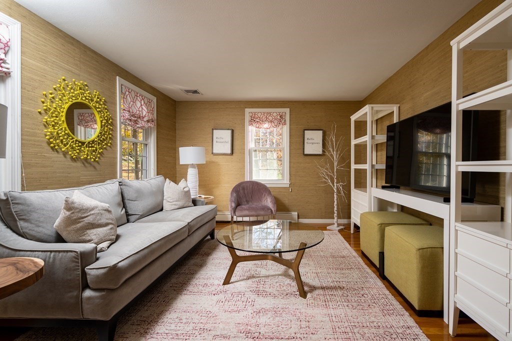 42 Pioneer Road Hingham, MA 02043 - Photo 15 of 34 Gallery Image 15