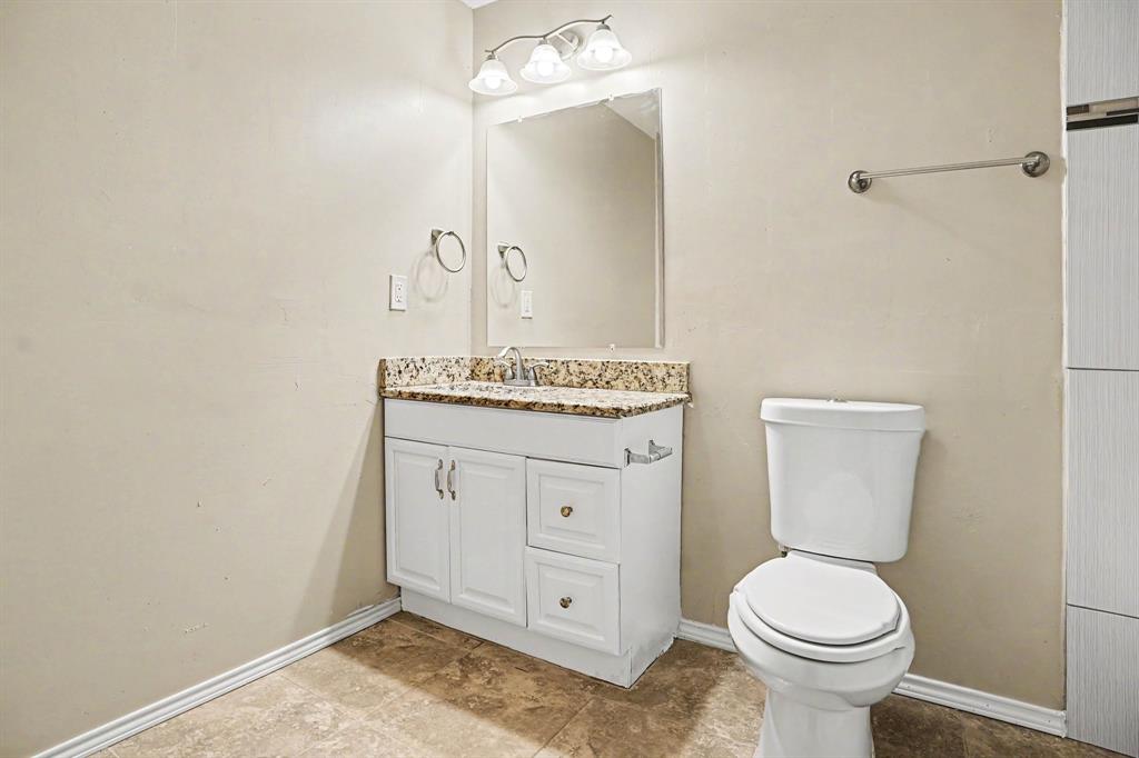 3708 Pinewood Street Bedford, TX 76021 - Photo 14 of 25
