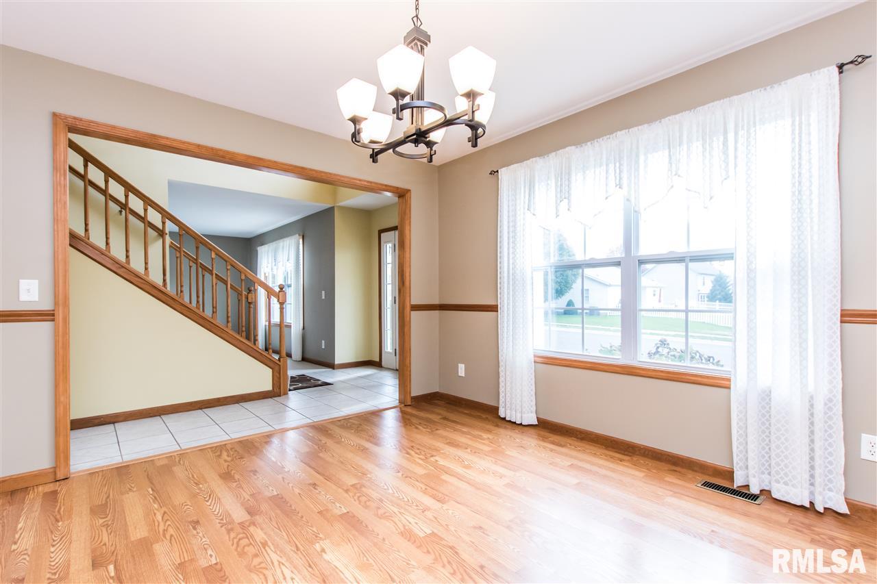 1807 West Geneva Road Peoria, IL 61615 - Photo 13 of 36 Gallery Image 13