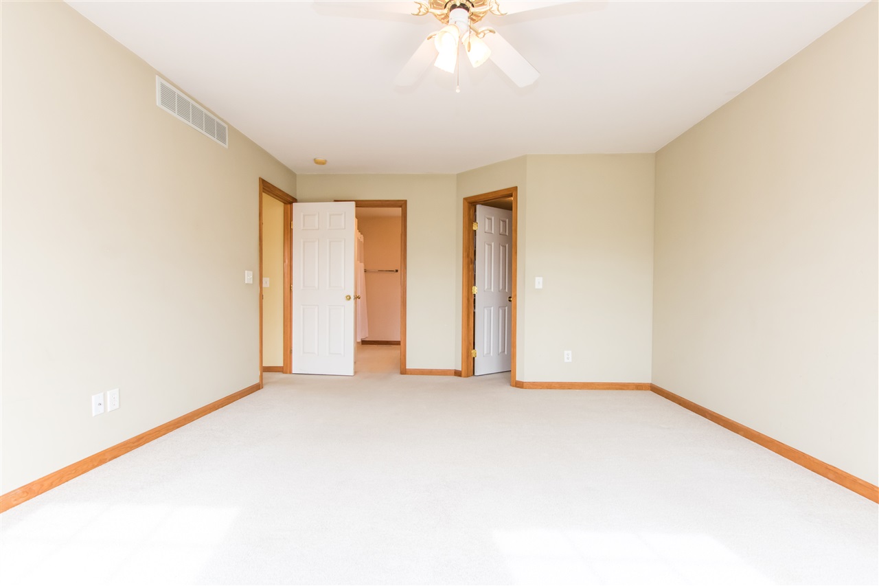 1807 West Geneva Road Peoria, IL 61615 - Photo 20 of 36 Gallery Image 20