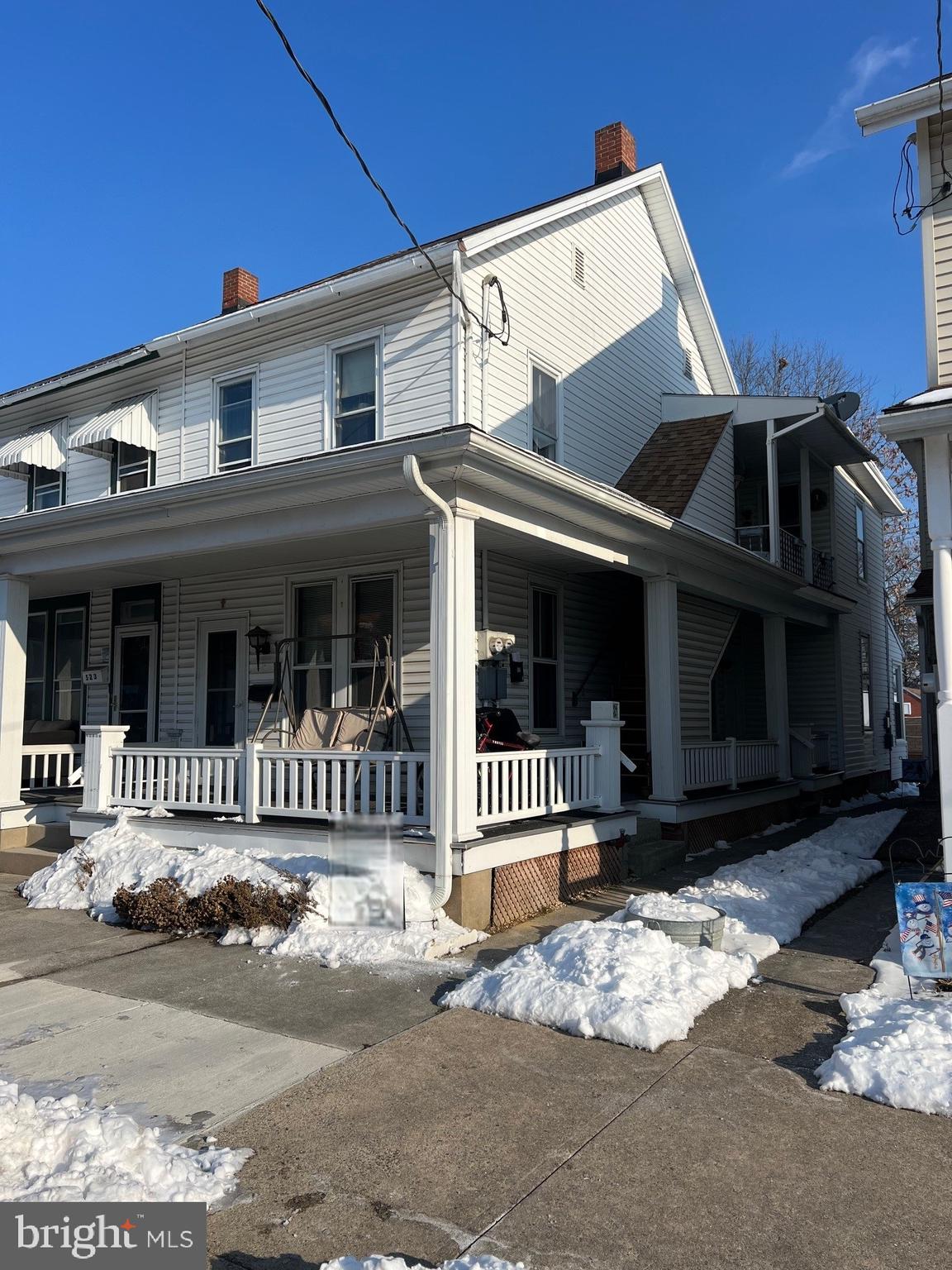 521 Walnut Street Denver, PA 17517 - Photo 1 of 5 Gallery Image 1