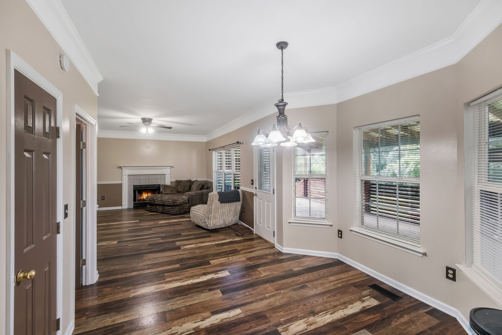 1757 Shane Drive Spring Hill, TN 37174 - Photo 23 of 30 a living room with furniture and a chandelier