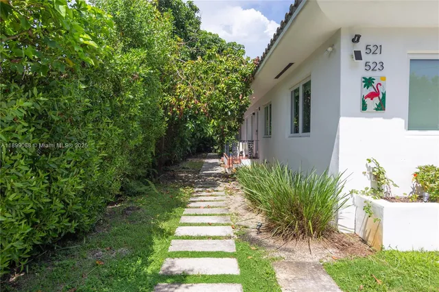 $3,650 | 523 Northeast 68th Street, Unit 1, Miami, FL 33138