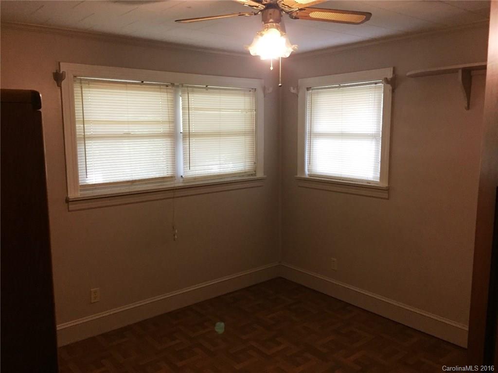 170 Stone Road Salisbury, NC 28146 - Photo 8 of 11 an empty room with a window