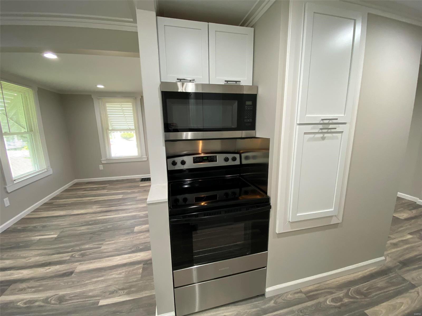 8806 Corwin Drive Jennings, MO 63136 - Photo 11 of 25