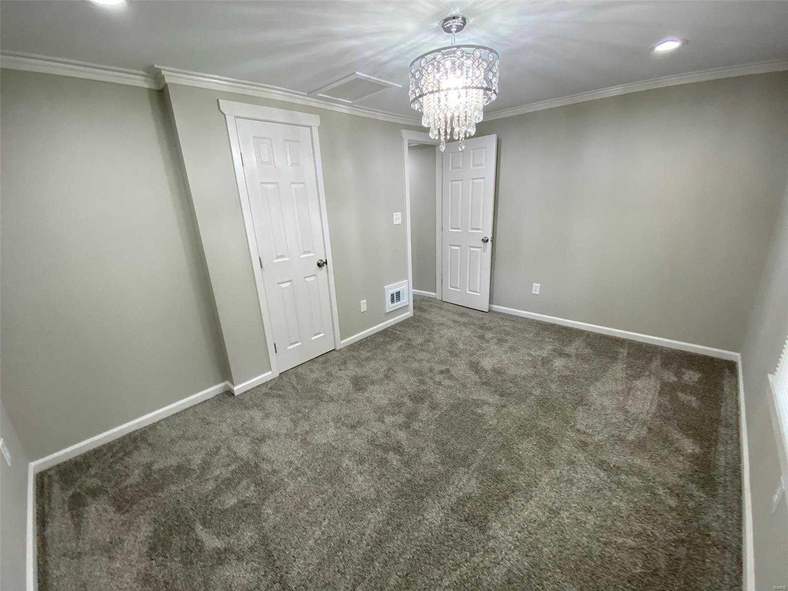 8806 Corwin Drive Jennings, MO 63136 - Photo 15 of 25