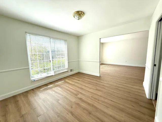 $265,000 | 150 East Long Lake Road, Unit 5, Bloomfield Hills, MI 48304