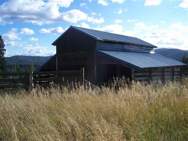 241 Bergen Road Newport, WA 99156 - Photo 8 of 9 Gallery Image 8