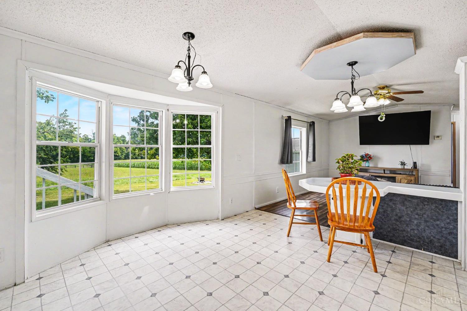 10133 Tri-County Road Winchester, OH 45697 - Photo 5 of 19
