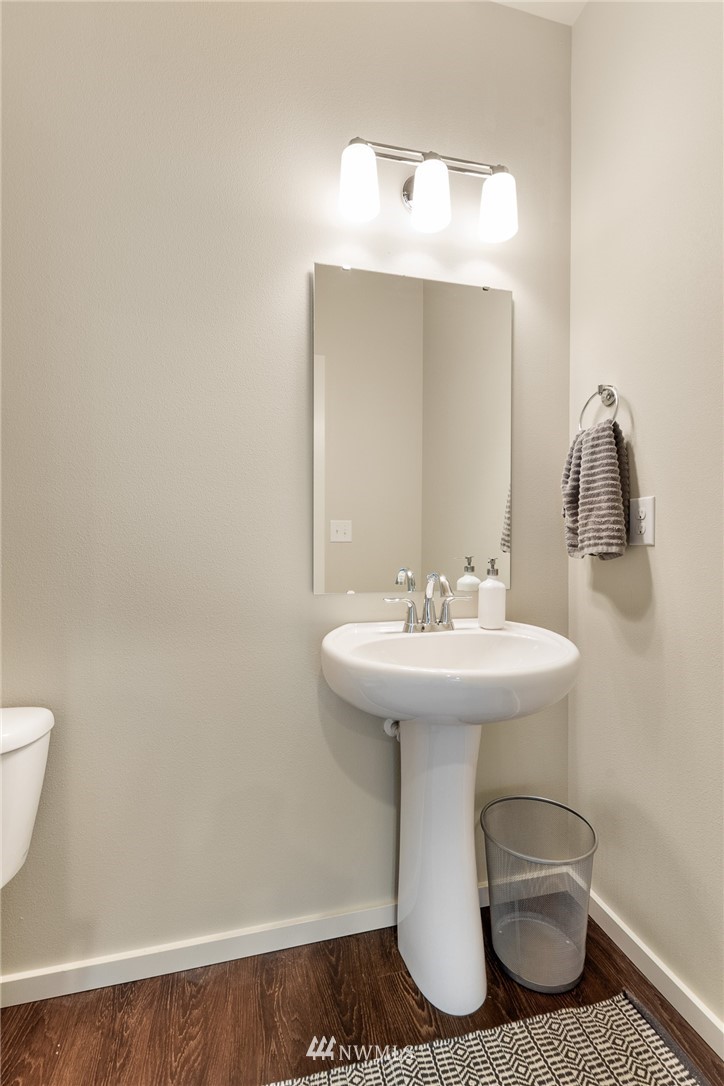 1423 South 28th Street Renton, WA 98055 - Photo 11 of 25