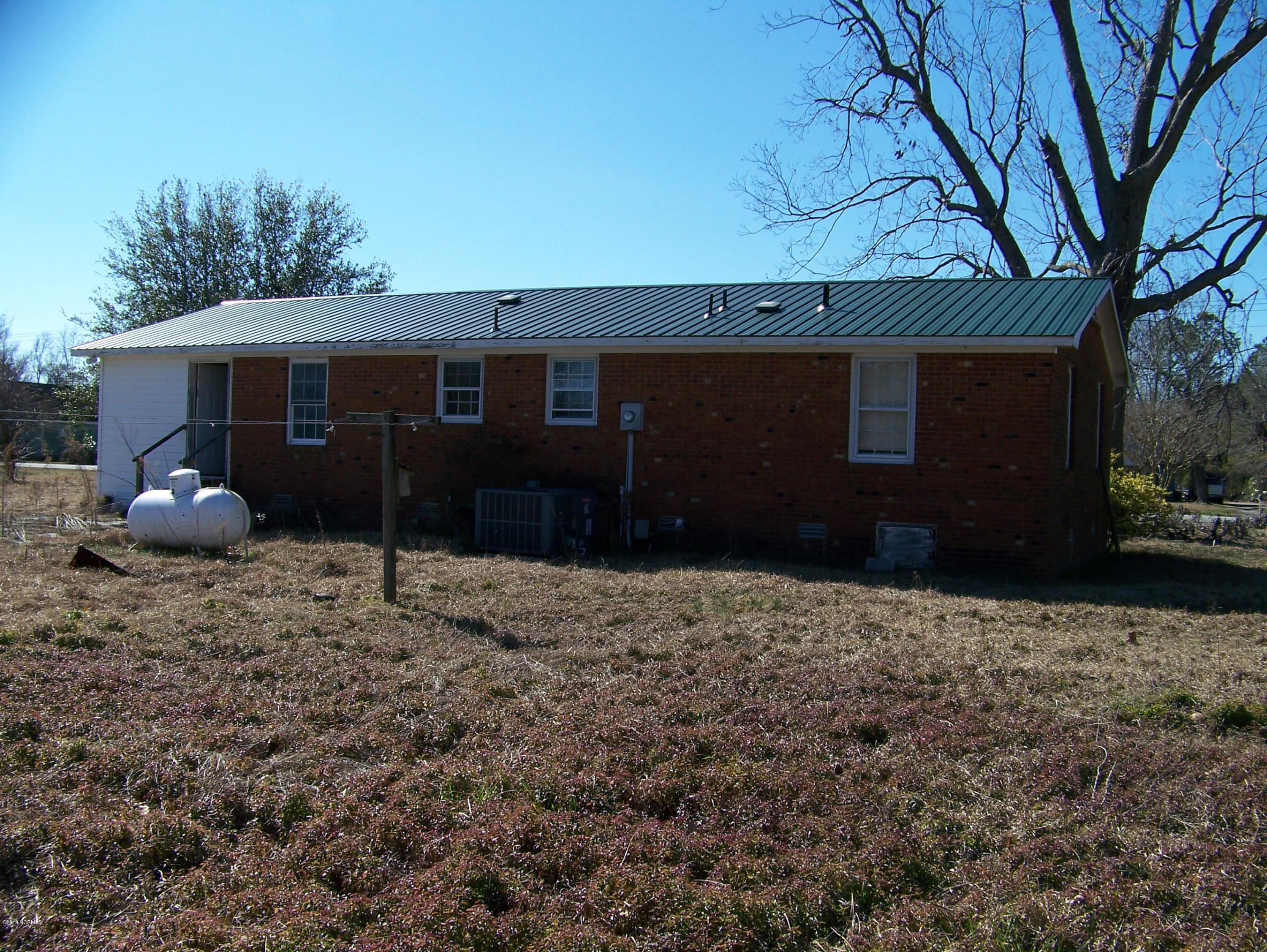 194 Newport Loop Road Newport, NC 28570 - Photo 14 of 14 100_3497