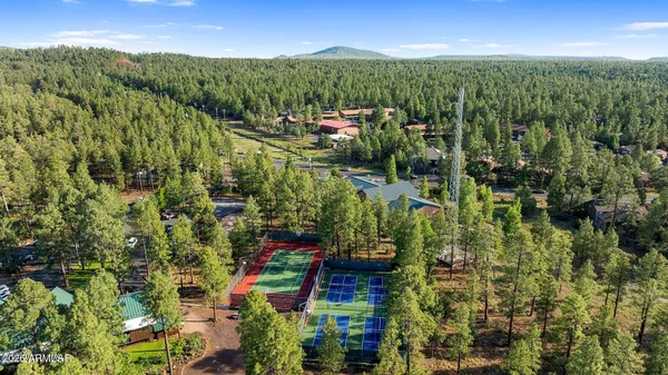 $875,000 | 6883 Buckaroo Lane, Pinetop, AZ 85935