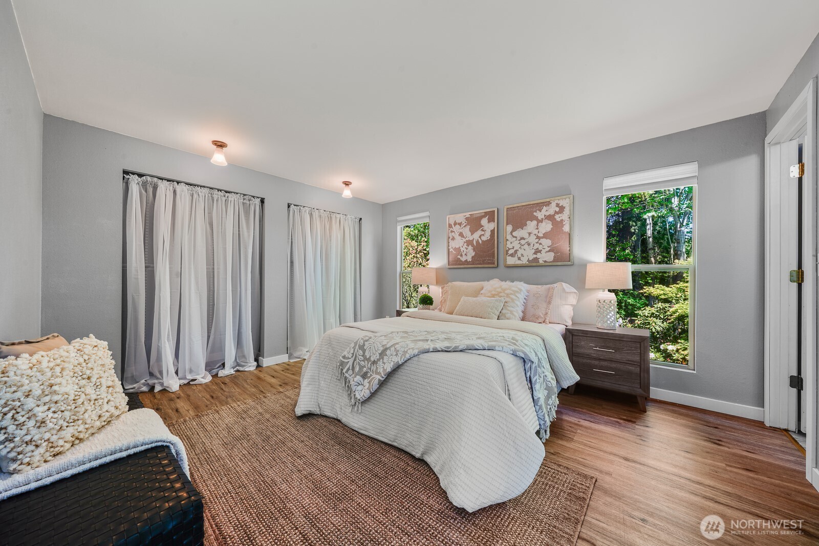 8910 Northeast 195th Street Bothell, WA 98011 - Photo 14 of 33