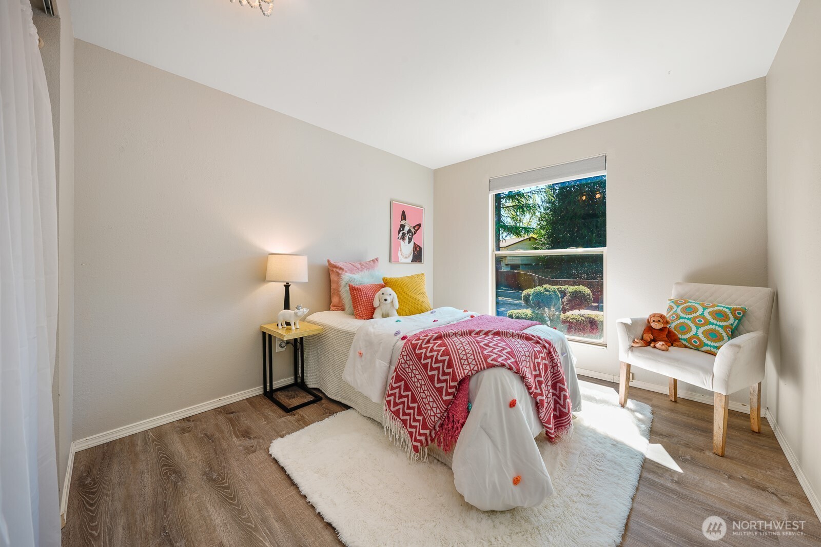 8910 Northeast 195th Street Bothell, WA 98011 - Photo 17 of 33