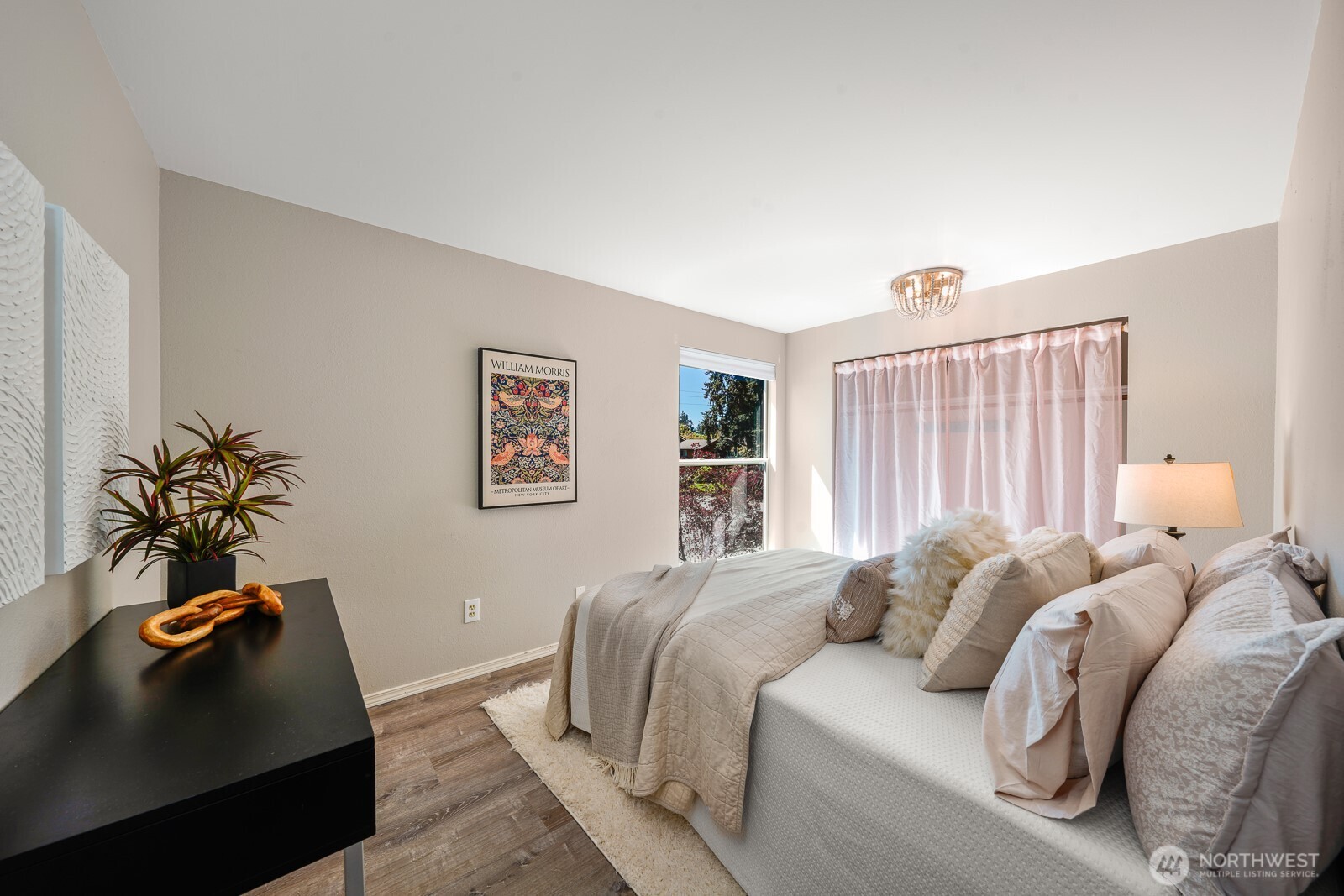 8910 Northeast 195th Street Bothell, WA 98011 - Photo 18 of 33