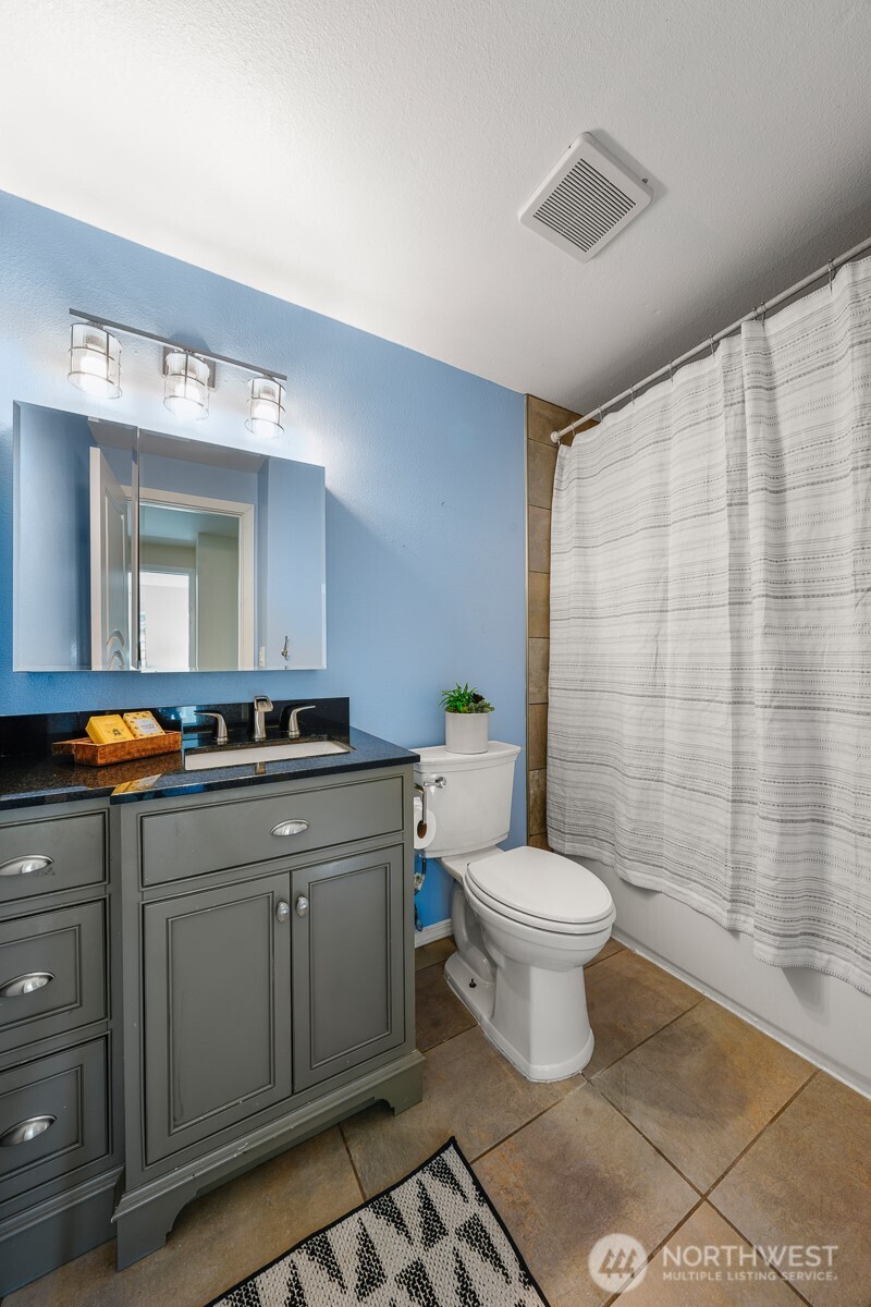 8910 Northeast 195th Street Bothell, WA 98011 - Photo 20 of 33