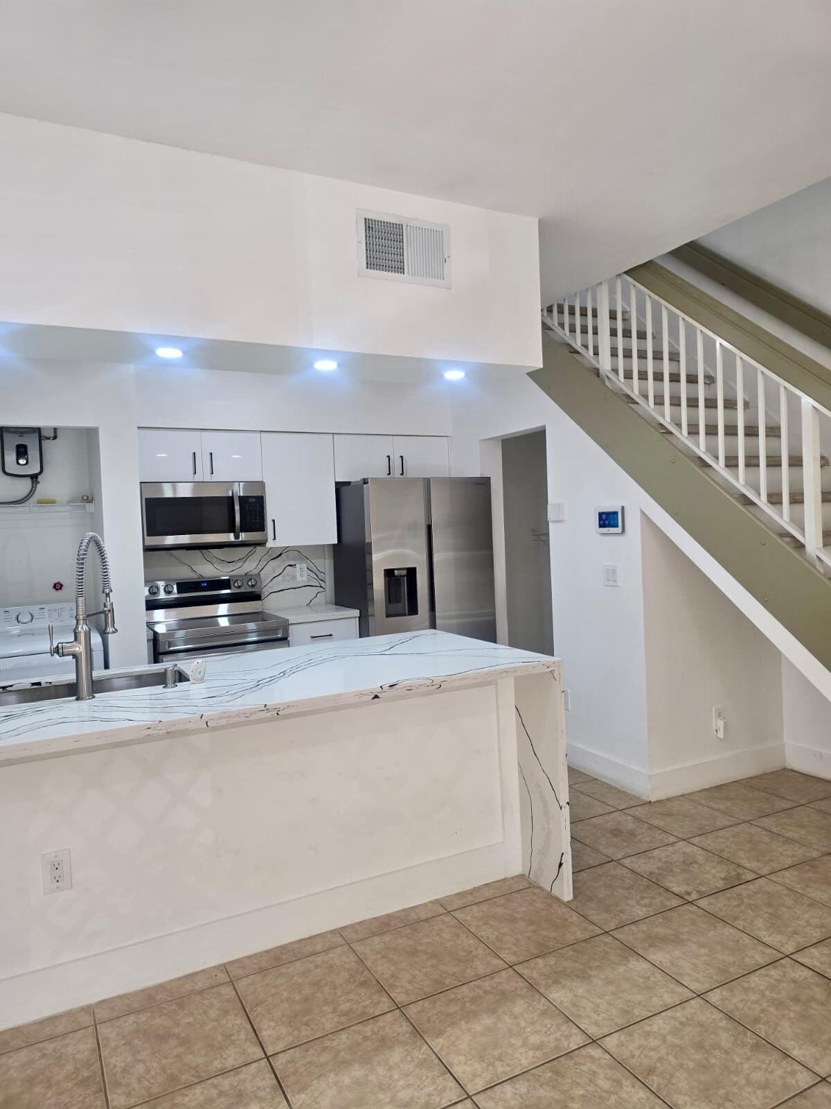 18338 Northwest 68th Avenue, Unit B Hialeah, FL 33015 - Photo 10 of 24 IMG_9356