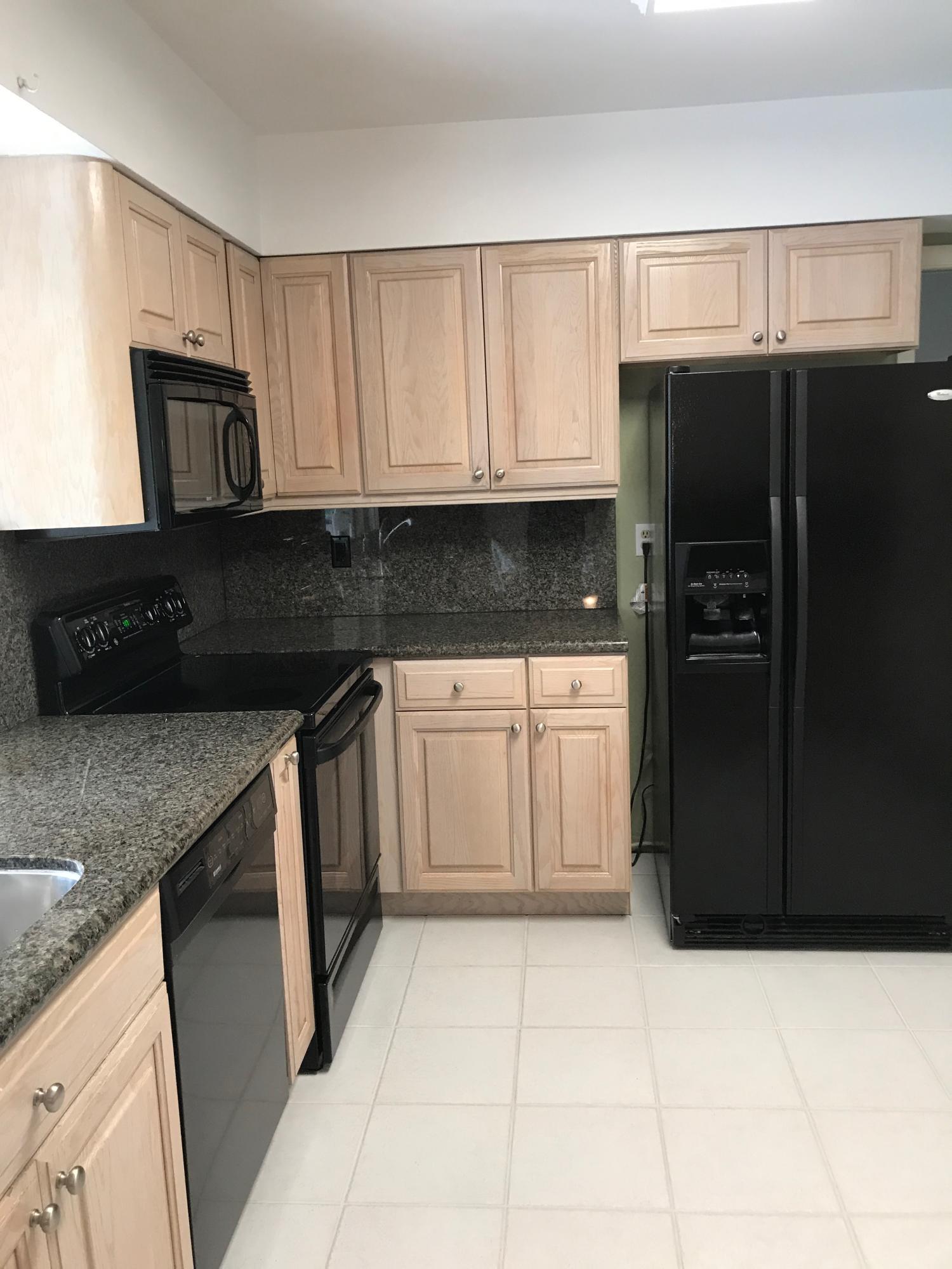 1630 Northwest 7th Street Boca Raton, FL 33486 - Photo 4 of 27 KITCHEN