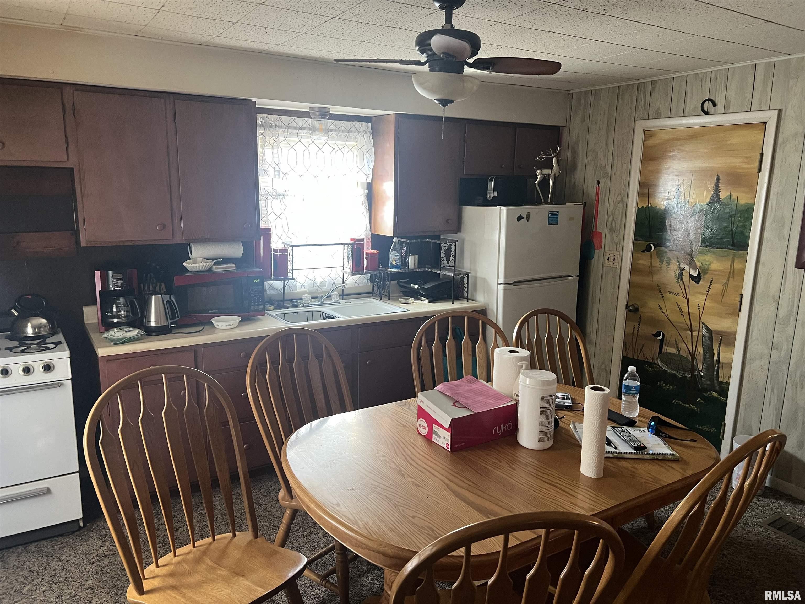 6528 Bass Road Manito, IL 61546 - Photo 12 of 14 Gallery Image 12
