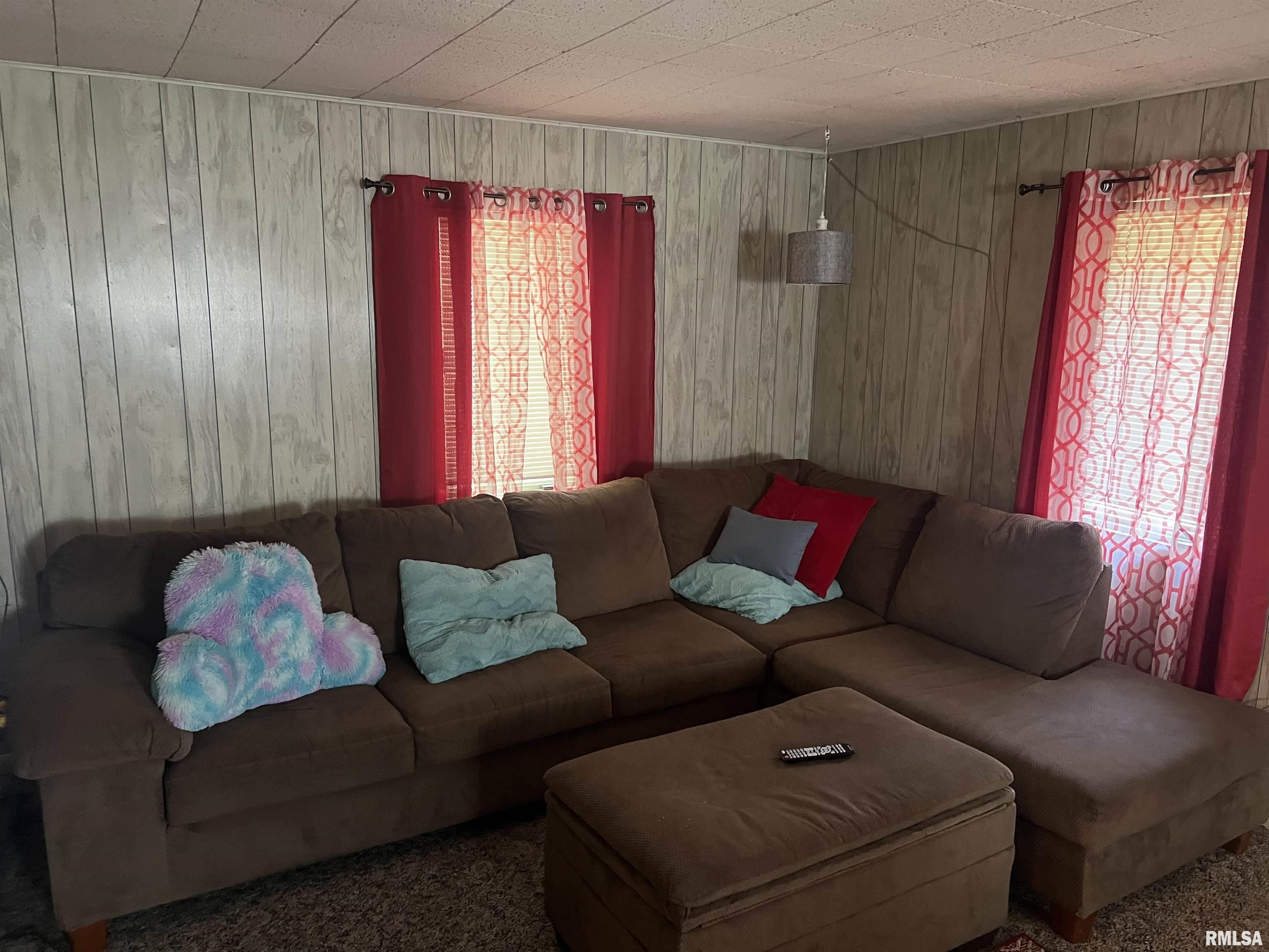 6528 Bass Road Manito, IL 61546 - Photo 13 of 14 Gallery Image 13
