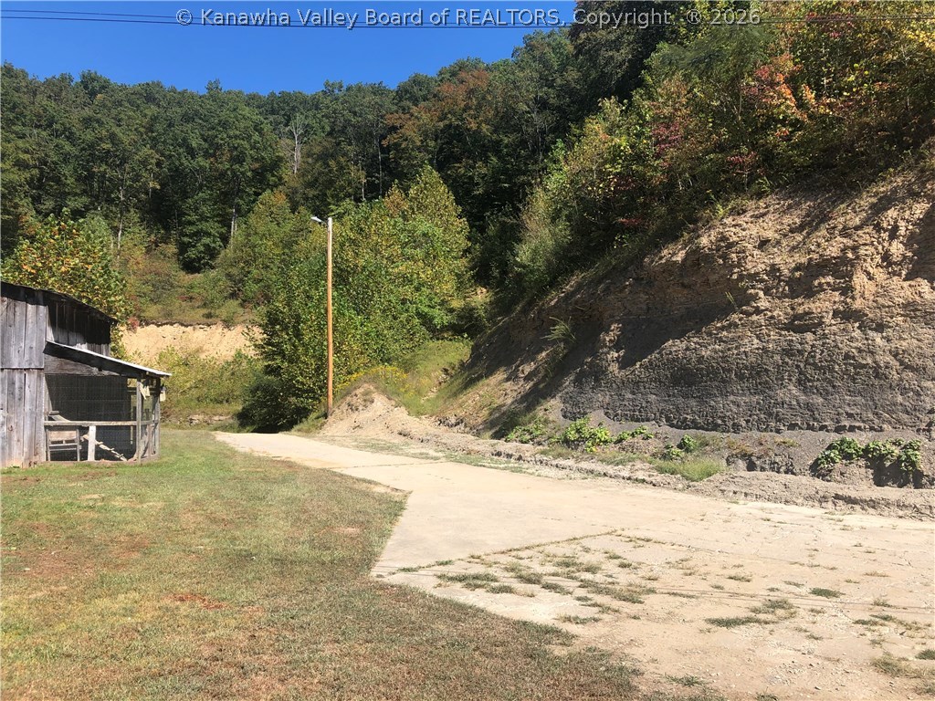 47 East Fork Road Harts, WV 25524 - Photo 2 of 17 Gallery Image 2