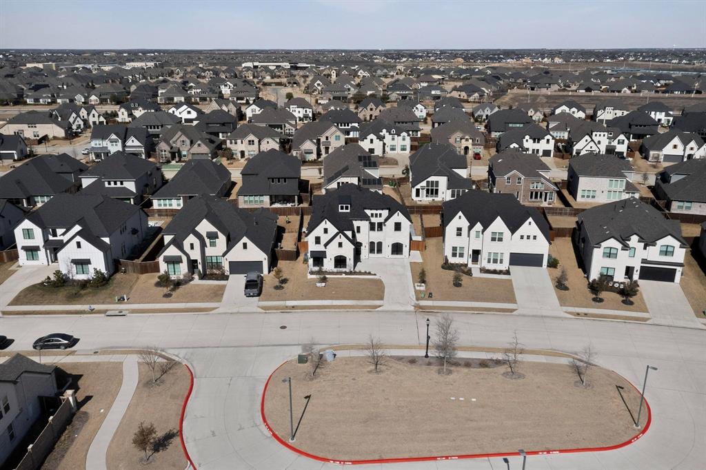 2860 Firefly Place Prosper, TX 75078 - Photo 2 of 27