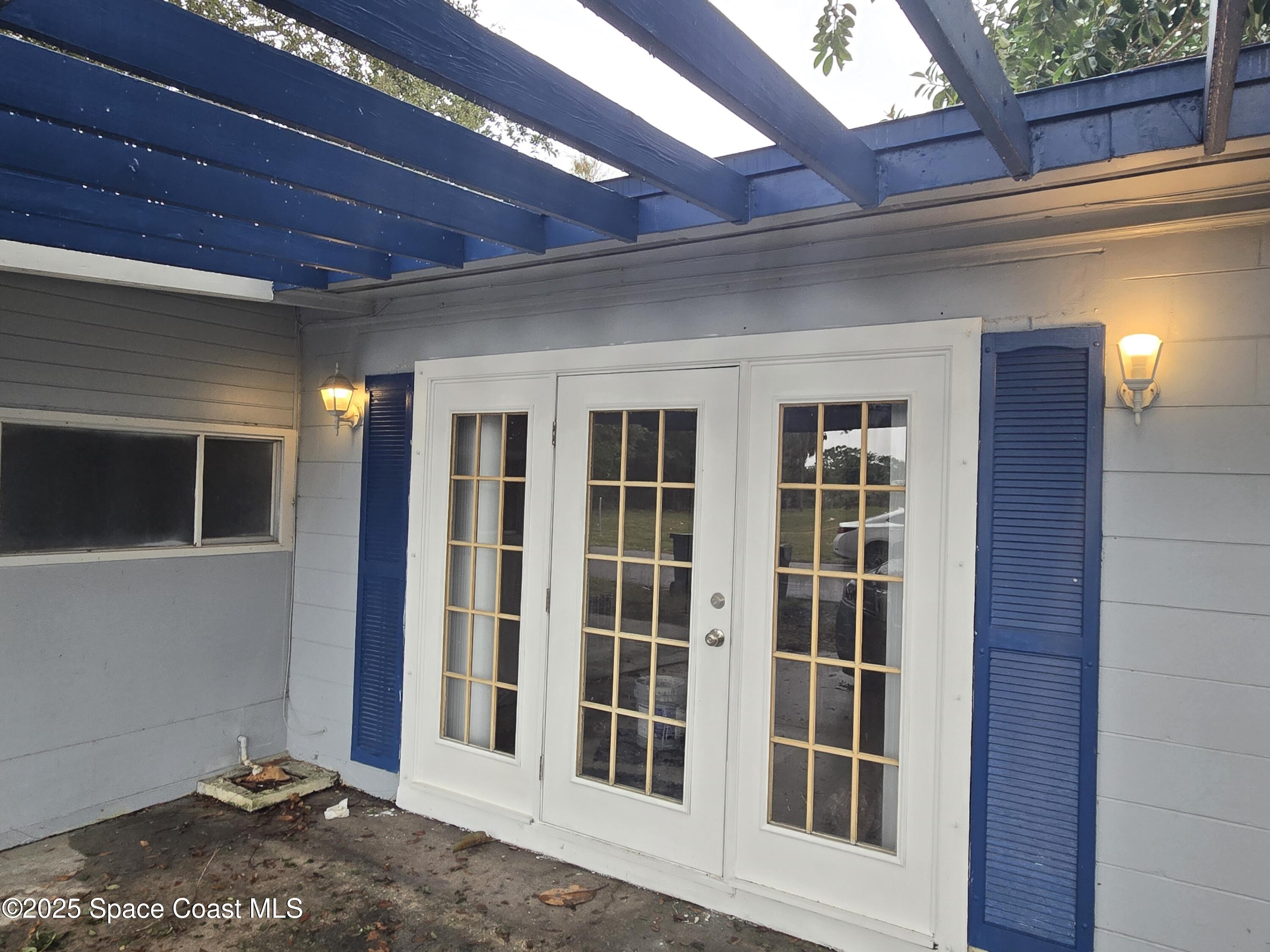2351 Shenandoah Road Palm Bay, FL 32905 - Photo 3 of 28 a view of entryway