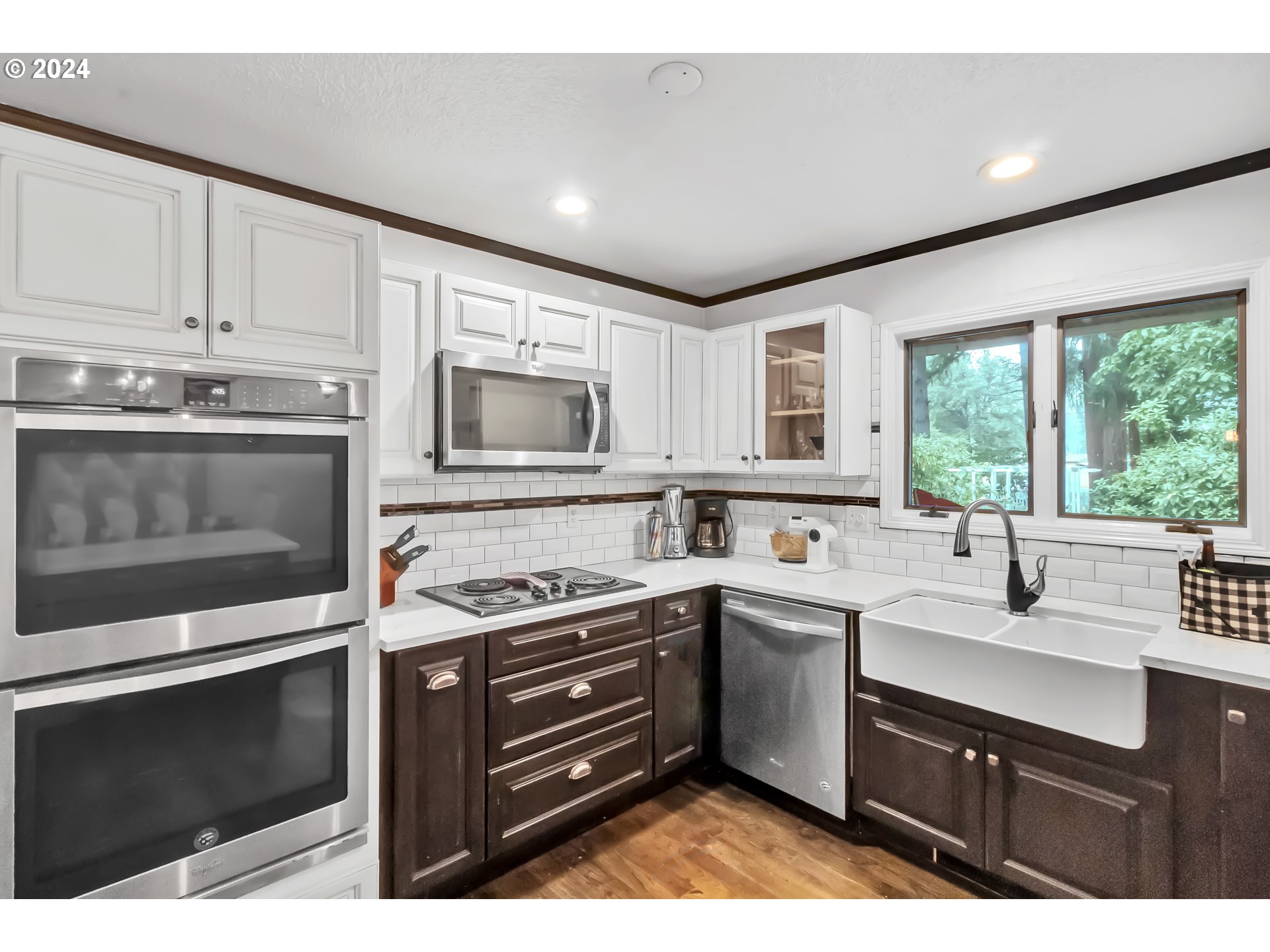 37092 Row River Road Dorena, OR 97434 - Photo 11 of 41 Gallery Image 11